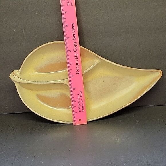 Frankoma Prairie Green Leaf Divided Dish #83 - Picture 3 of 6